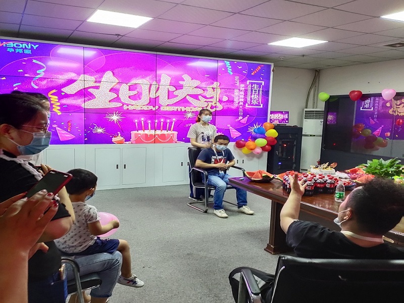 陽春三月，華邦瀛第一季度員工生日會(huì)慶祝活動(dòng)圓滿結(jié)束